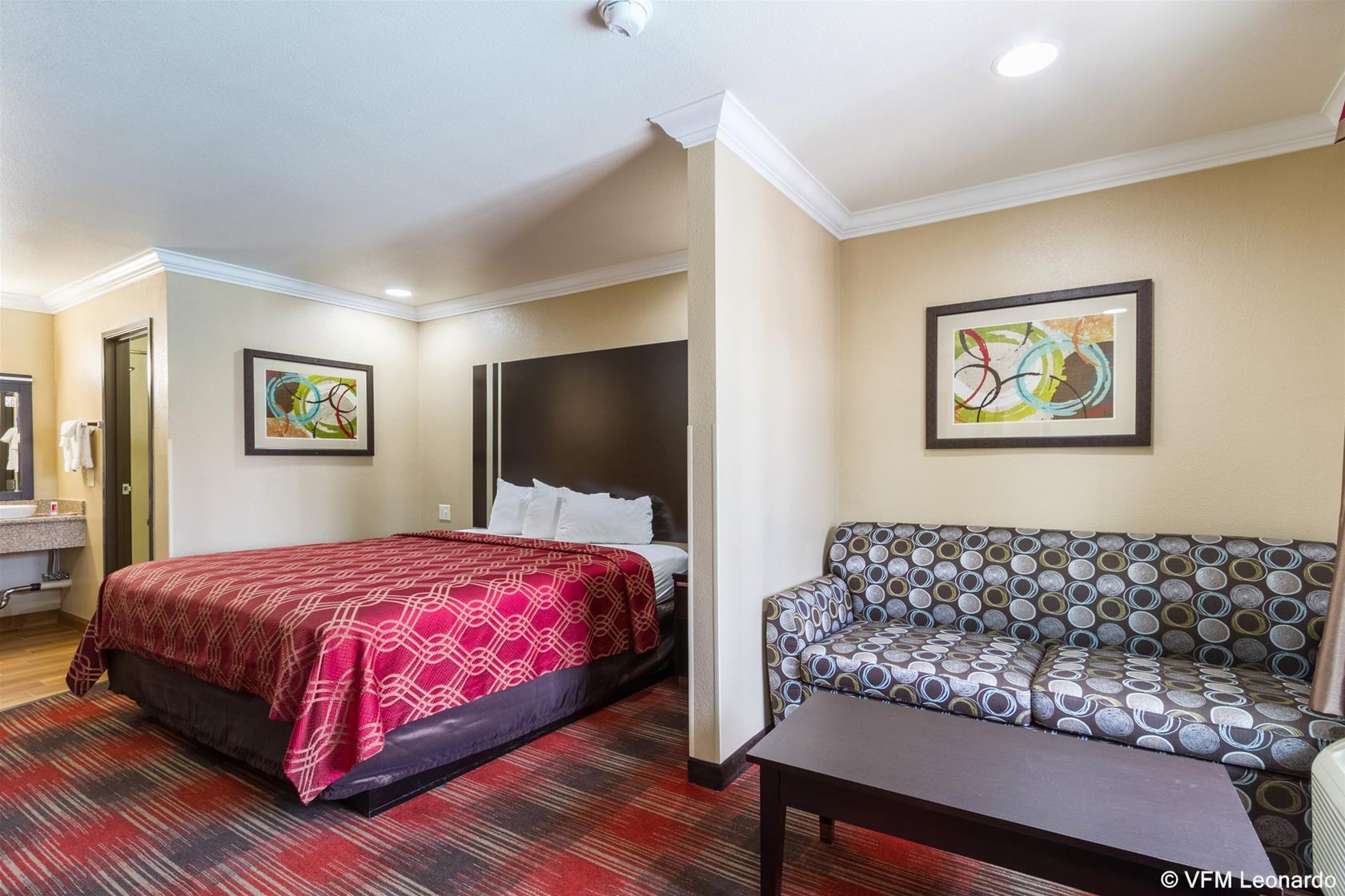 Econo Lodge Inn & Suites Escondido Downtown Екстериор снимка